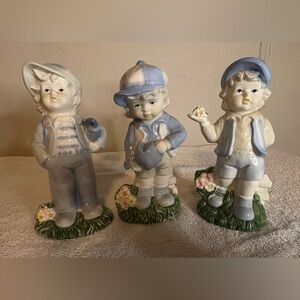 Vtg Triplets boys figurine working in garden old country collection porcelain
